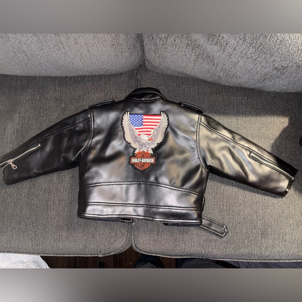 Harley-Davidson Kids Jacket with Eagle Patch size 4 Faux leather Harley Davidson